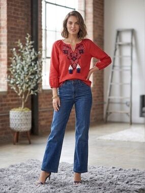 Charter Club Luxury Linen Embroidered Boho Top ❤️